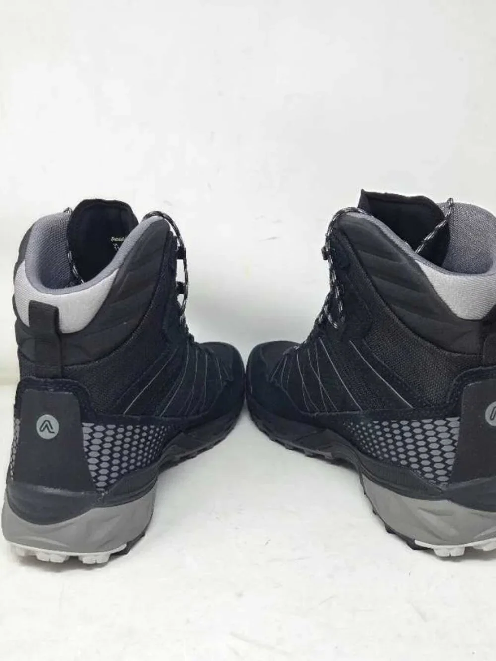New 11.5 Asolo Tahoe Winter GTX Gore-Tex hiking boots in black